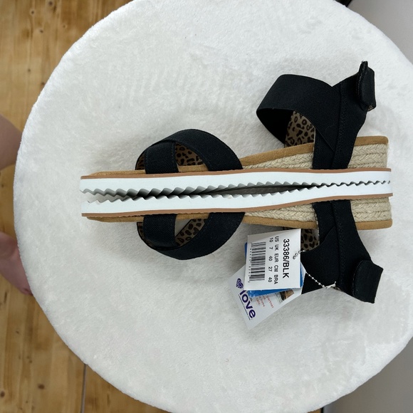 Bob's X Skechers Desert Kiss - Secret Picnic Strappy Sandal Sz 10 in Black - Picture 5 of 11